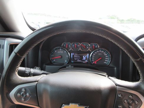 Used 2017 Chevrolet Silverado 1500 LT w/ All Star Edition AWD/4WD image 27