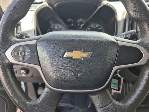 Used 2021 Chevrolet Colorado W/T w/ WT Convenience Package image 19