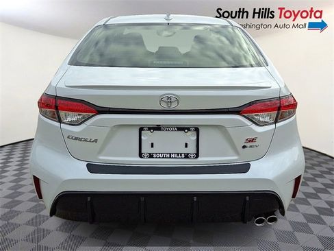 New 2026 Toyota Corolla SE image 5