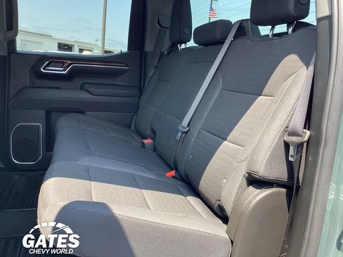 Used 2025 Chevrolet Silverado 1500 LT AWD/4WD image 10