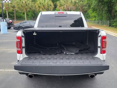 Used 2022 RAM 1500 Laramie AWD/4WD image 5