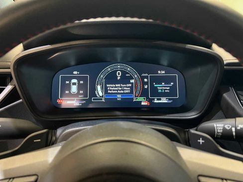 Certified 2025 Toyota Corolla Premium Plus image 18