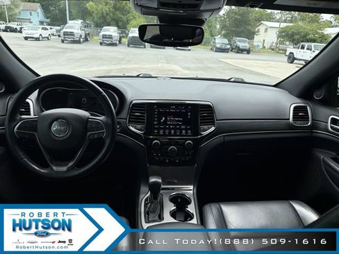Used 2021 Jeep Grand Cherokee Limited w/ Luxury Group II RWD image 11