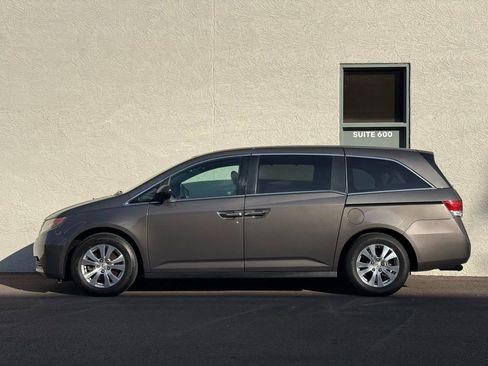 Used 2015 Honda Odyssey EX-L image 2