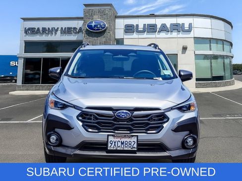 Used 2025 Subaru Crosstrek 2.5i Premium AWD/4WD image 2
