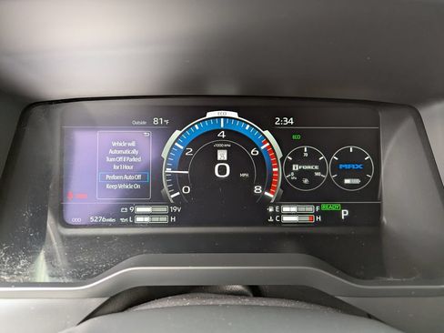 Used 2024 Toyota Tundra Limited AWD/4WD image 18