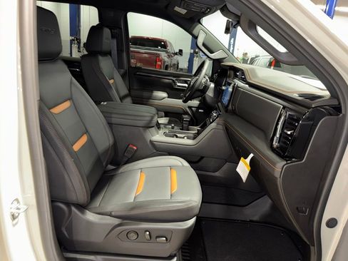 New 2026 GMC Sierra 1500 AT4 w/ Technology Package image 12