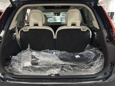 New 2026 Volvo XC90 T8 Ultra w/ Protection Package Premier image 30