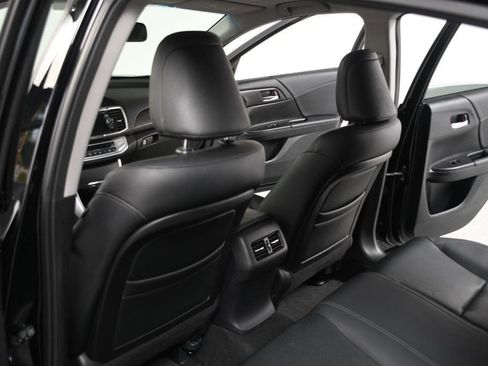 Used 2013 Honda Accord EX-L image 32