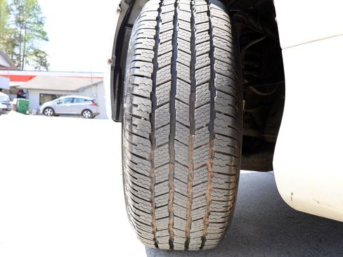 Used 2012 Lexus GX 460 w/ Comfort Plus Pkg image 26