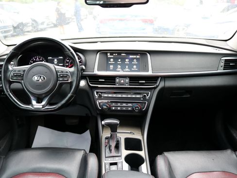 Used 2019 Kia Optima SX image 33