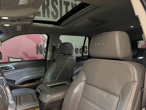 Used 2020 GMC Yukon Denali w/ Open Road Package image 19