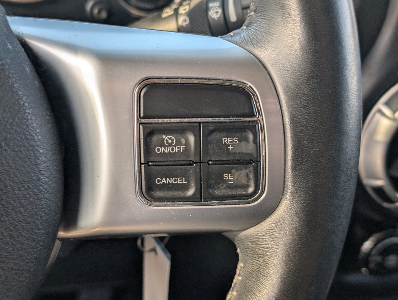 Used 2015 Jeep Wrangler Unlimited Rubicon AWD/4WD image 24
