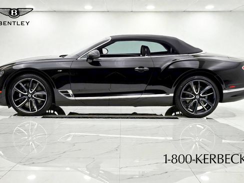 Used 2021 Bentley Continental GT image 18