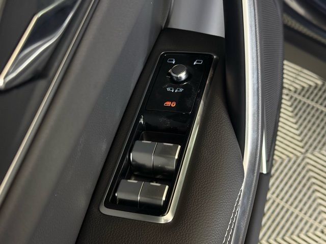 Used 2026 Jaguar F-PACE R-Dynamic S AWD/4WD image 27