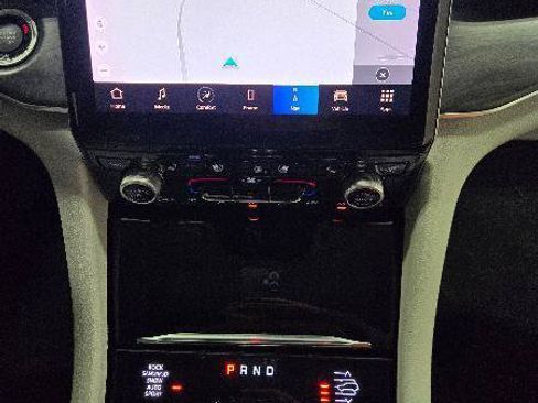 Used 2023 Jeep Grand Cherokee Overland AWD/4WD image 21