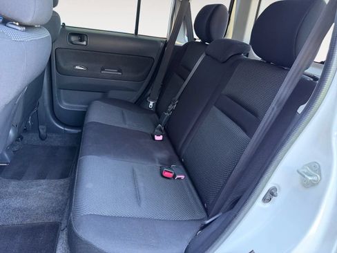 Used 2005 Scion xB FWD image 12