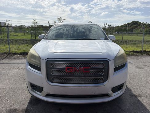 Used 2016 GMC Acadia SLT w/ Premium Edition FWD image 3