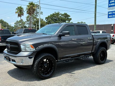 Used 2017 RAM 1500 Big Horn AWD/4WD image 2