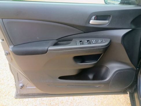 Used 2015 Honda CR-V LX image 22