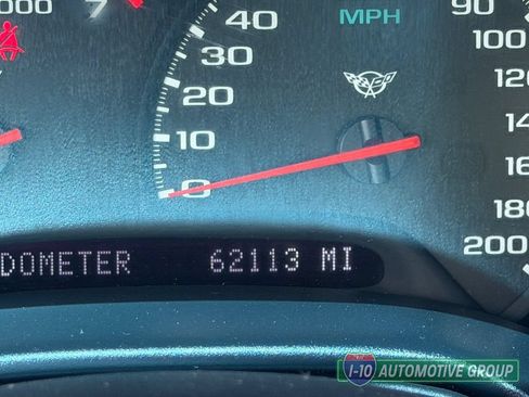 Used 2001 Chevrolet Corvette Convertible w/ Preferred Equipment Group1 RWD image 24