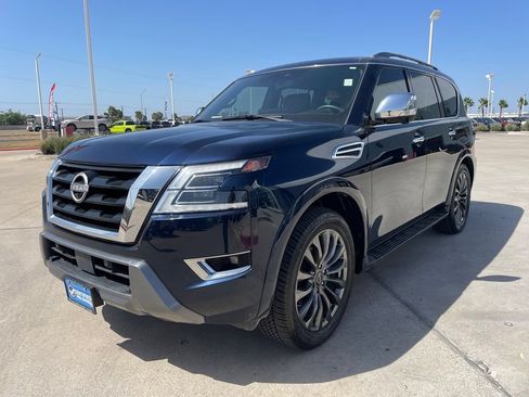 Certified 2023 Nissan Armada Platinum w/ Captain's Chairs Package RWD image 3