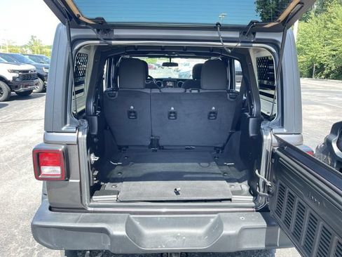 Used 2021 Jeep Wrangler Unlimited Sport AWD/4WD image 25