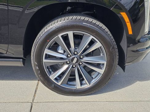 New 2026 Cadillac Escalade ESV Sport AWD/4WD image 9