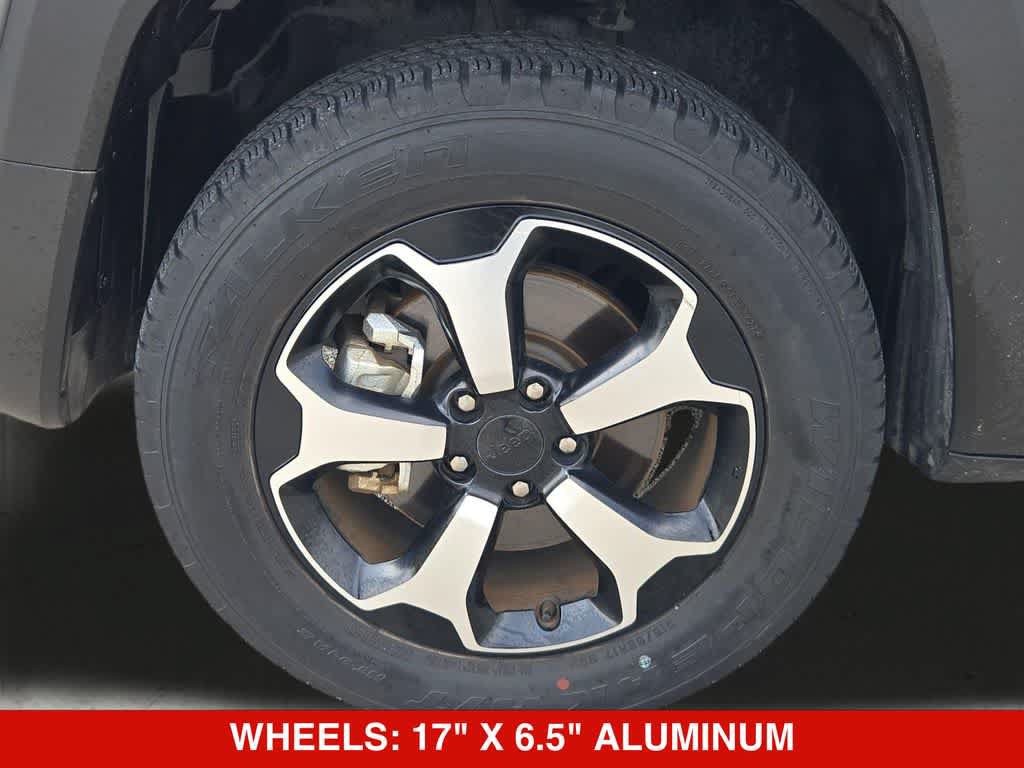 Used 2022 Jeep Renegade Trailhawk AWD/4WD image 13