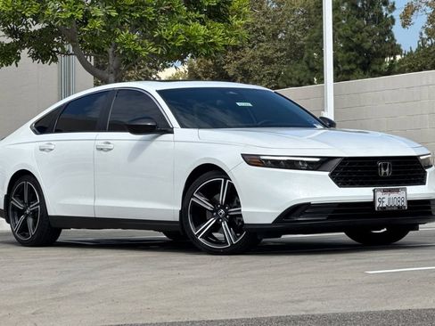 Certified 2023 Honda Accord Sport image 2