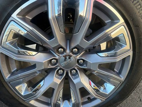 Used 2023 GMC Sierra 1500 Denali w/ Denali Reserve Package AWD/4WD image 56