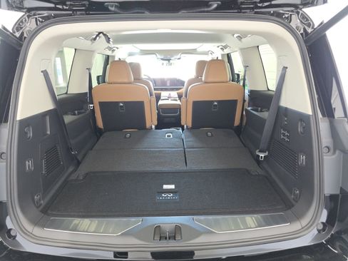 New 2026 INFINITI QX80 Luxe w/ Cargo Package AWD/4WD image 18