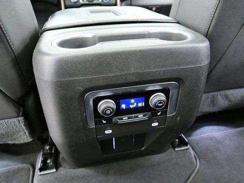 Used 2021 Chevrolet Suburban High Country w/ Premium Package AWD/4WD image 21