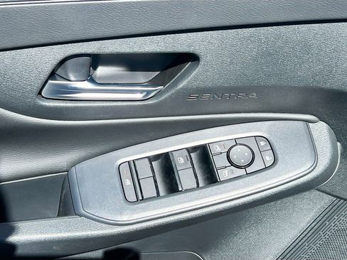 New 2026 Nissan Sentra SV w/ SV Convenience Package FWD image 17