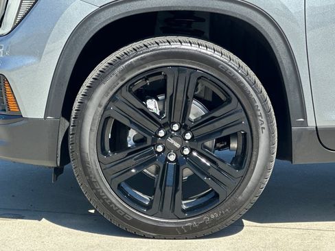 New 2026 GMC Acadia Elevation w/ Black Edition FWD image 27