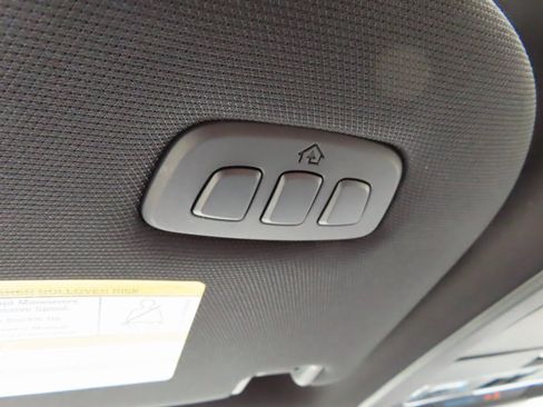 New 2025 Ford F150 Lariat w/ Equipment Group 502A High image 22