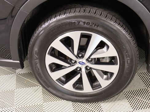 Used 2022 Subaru Outback Premium AWD/4WD image 17