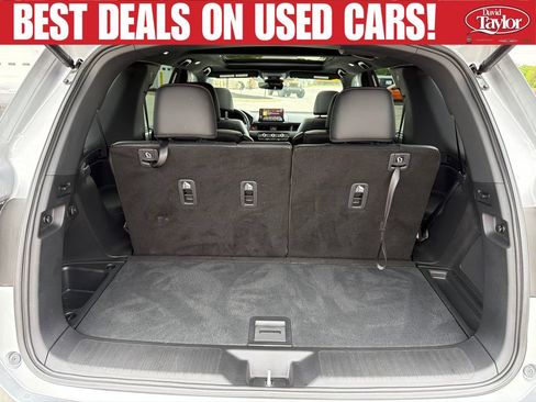 Used 2025 Honda Pilot TrailSport image 41