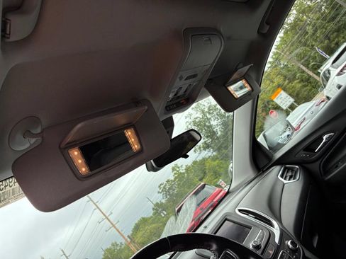 Used 2020 Chevrolet Equinox LT AWD/4WD image 41