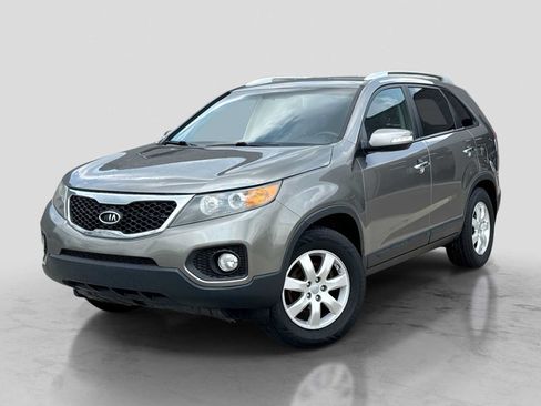 Used 2013 Kia Sorento LX w/ Convenience Pkg FWD image 1