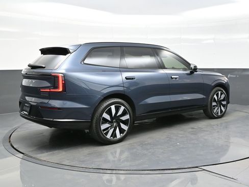 New 2025 Volvo EX90 Ultra image 7