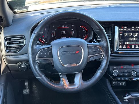 Used 2024 Dodge Durango SXT w/ 3rd Row Seating Group image 23