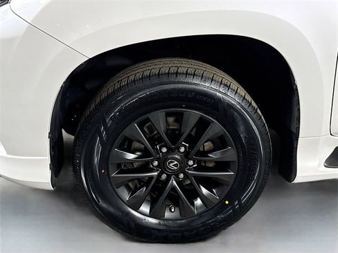 Used 2022 Lexus GX 460 Premium w/ Premium Plus Package image 4