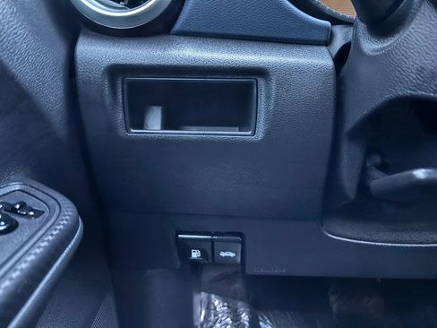 Used 2024 Nissan Versa SV w/ Trunk Package image 22