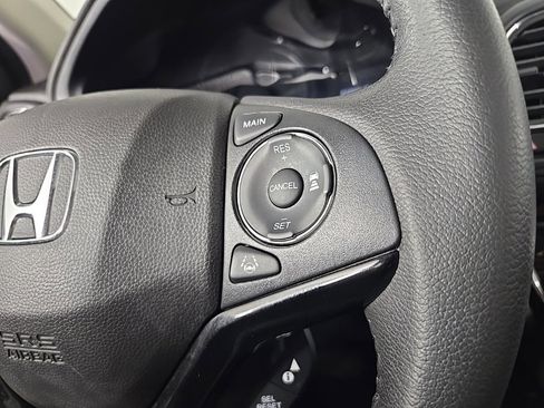 Used 2021 Honda HR-V Touring image 36