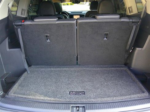 Used 2021 Volkswagen Atlas SEL Premium image 25