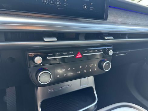 New 2026 Hyundai Ioniq 9 SEL image 21