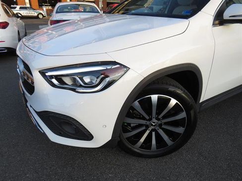 Certified 2023 Mercedes-Benz GLA 250 4MATIC image 13