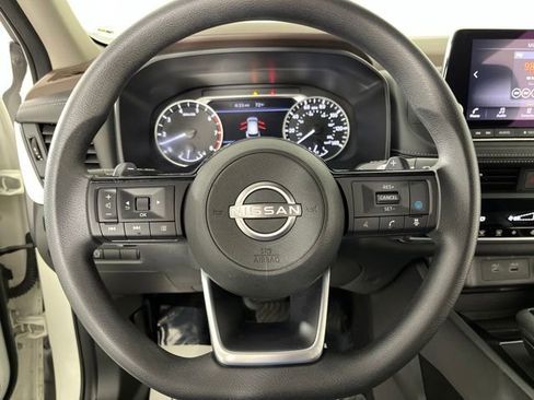 Used 2023 Nissan Rogue SV AWD/4WD image 21
