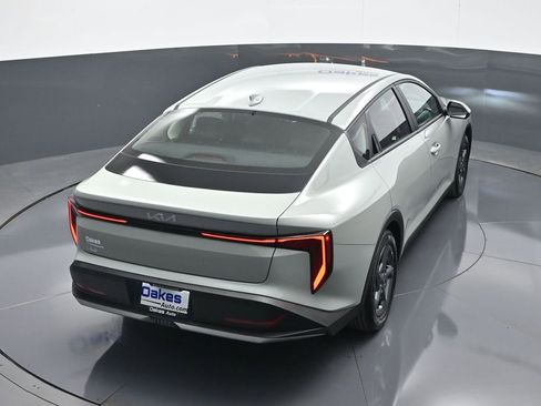 New 2026 Kia K4 LXS image 50